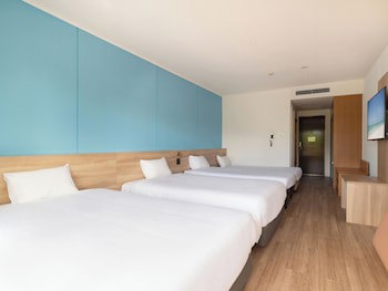 Resort Hotel Kume Island