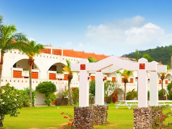 Resort Hotel Kume Island
