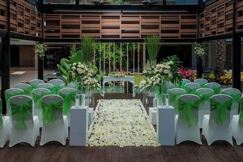 Courtyard By Marriott Bali Seminyak Resort