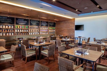 Courtyard By Marriott Bali Seminyak Resort