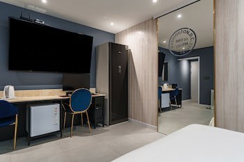 Hotel Millennium