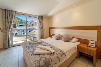 Montebello Deluxe galeri fotoğrafı