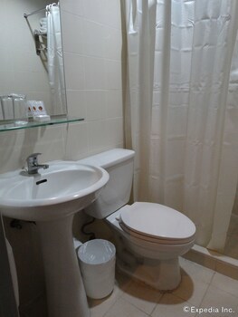 Casa Leticia Business Inn
