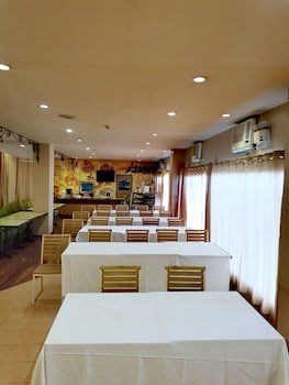 Casa Leticia Business Inn