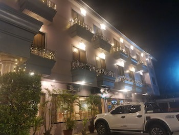 Casa Leticia Business Inn