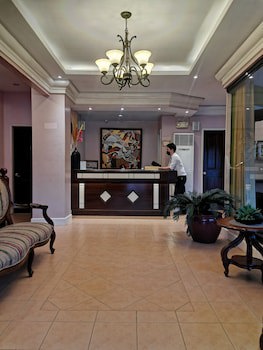 Casa Leticia Business Inn