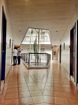 Casa Leticia Business Inn