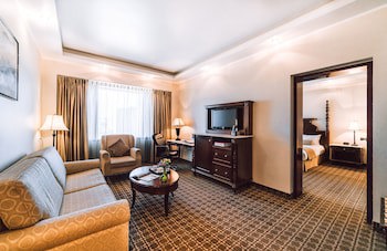 Chinggis Khaan Hotel
