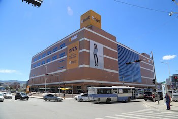 Chinggis Khaan Hotel