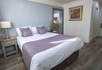 Best Western Manor Hotel
