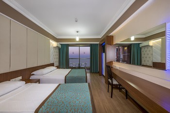 Tac Premier Hotel & Spa