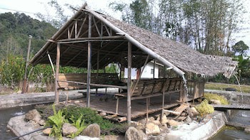 Kinabalu Poring Vacation Lodge - Hostel