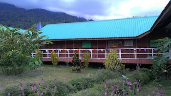 Kinabalu Poring Vacation Lodge - Hostel