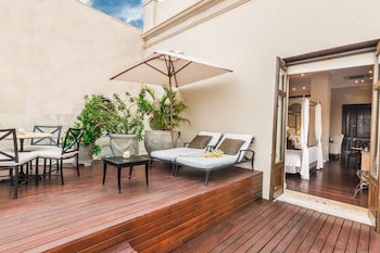Bastion Luxury Hotel