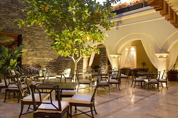 Bastion Luxury Hotel