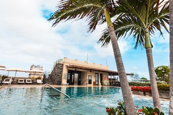 Bastion Luxury Hotel