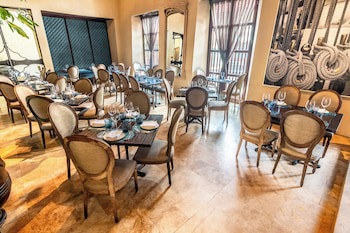 Bastion Luxury Hotel