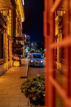 Divan Suites Batumi