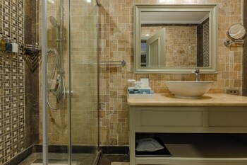 Divan Suites Batumi