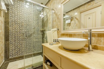 Divan Suites Batumi