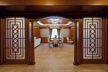 Divan Suites Batumi