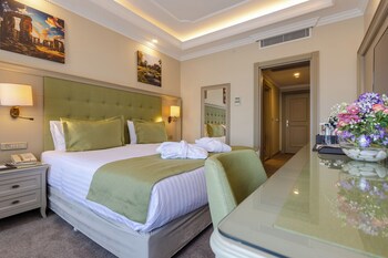 Divan Suites Batumi