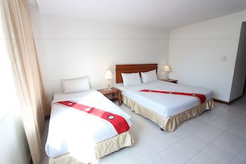 Crown Pattaya Beach Hotel