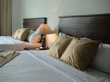 Crown Pattaya Beach Hotel