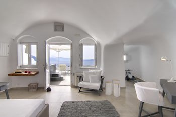 Santorini Secret Suites and Spa - Adults Only galeri fotoğrafı