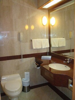 Grand Palace Hotel