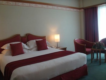 Grand Palace Hotel