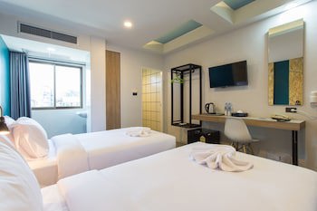 City Hotel