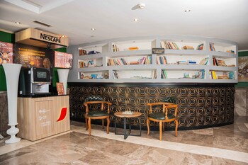 Boris Hotel
