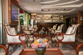 Boris Hotel