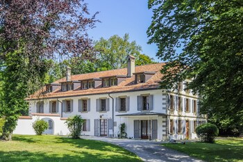 Chateau De Bossey