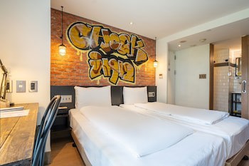 Check Inn Taipei Songjiang