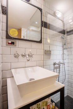 Check Inn Taipei Songjiang