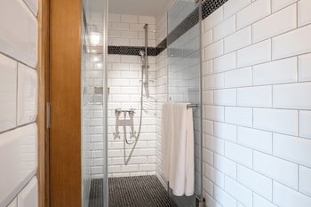 Check Inn Taipei Songjiang