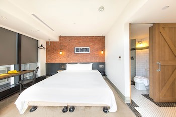 Check Inn Taipei Songjiang