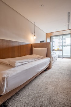 Check Inn Taipei Songjiang