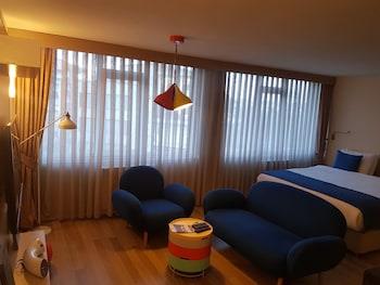 Melek Hotels Moda