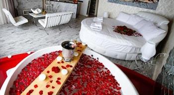 Melek Hotels Moda