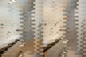 Dedeminn Marina Hotel