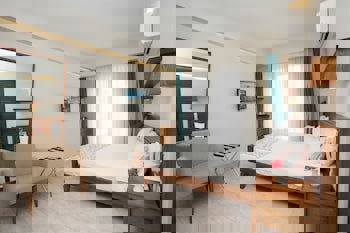 Dedeminn Marina Hotel