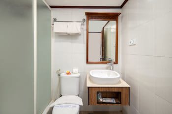 Royal Caravan Hotel Trawas