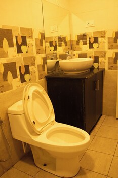 Fort Beach Service Apartment