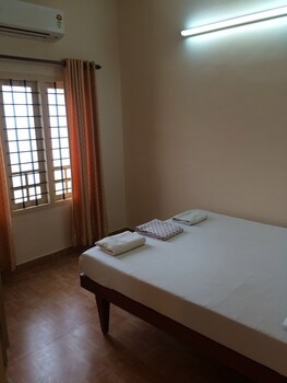 Fort Beach Service Apartment