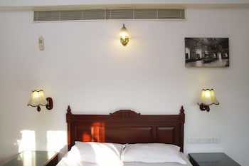 Fort Beach Service Apartment
