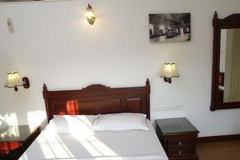 Fort Beach Service Apartment