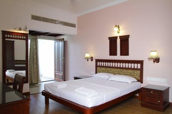 Fort Beach Service Apartment